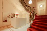 7. Golden_Lamb_Recepce