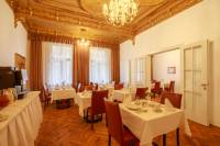 42. Golden_Lamb_BreakfastRoom2